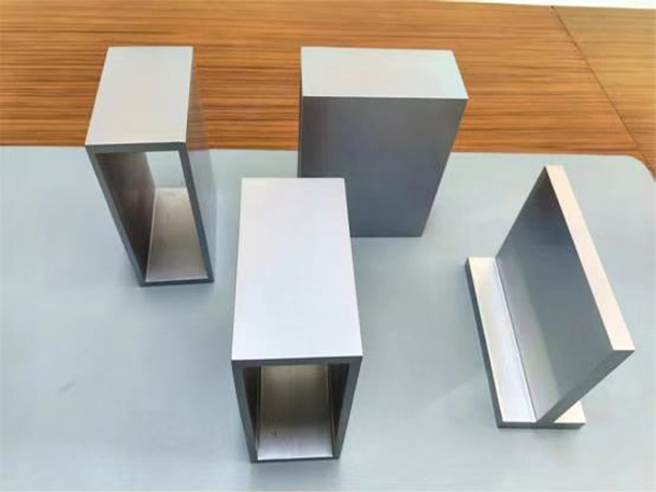 山东幕墙精致直角钢相关介绍